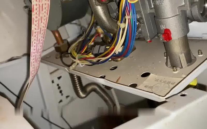 空气能水箱温度故障e3怎么处理